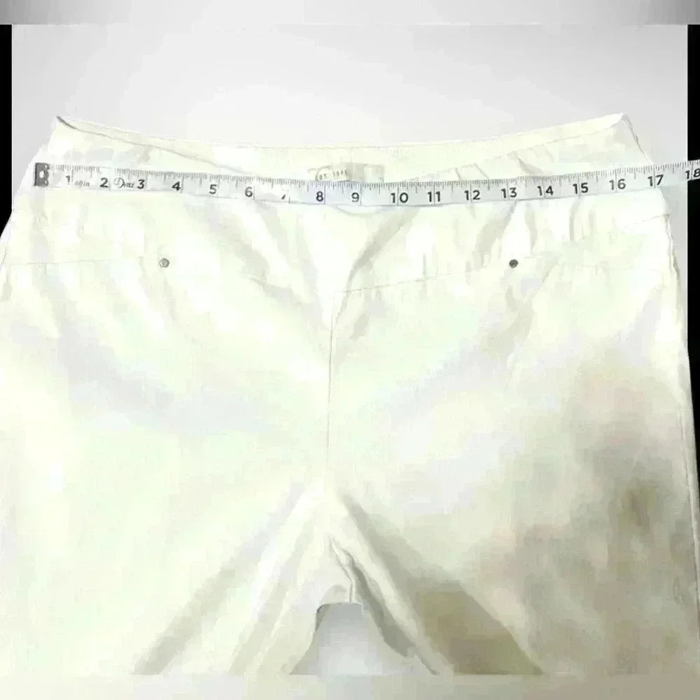Women's White Mid Rise Pull-on Cropped Capri Pants Size 12 C Est. 1946 - Picture 8 of 8